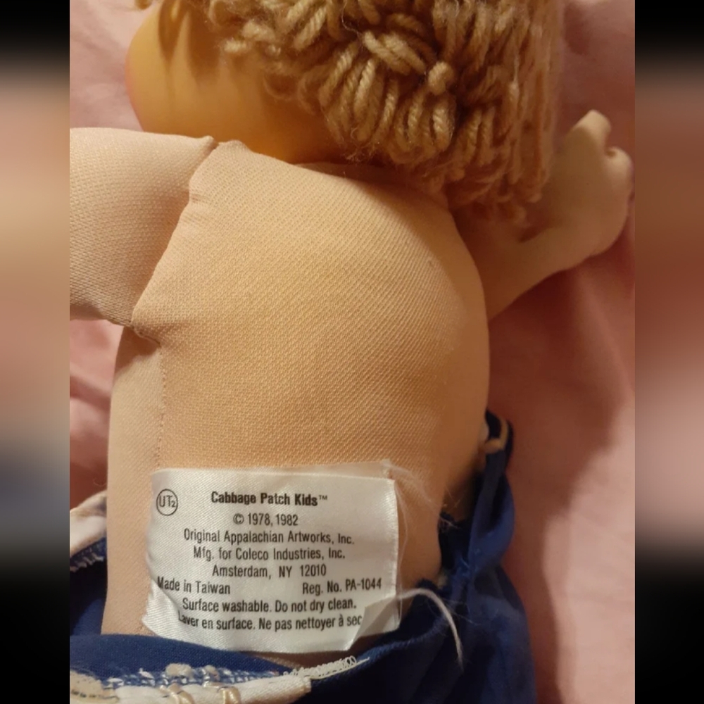 1985 Cabbage Patch Doll - Picture 5 of 5
